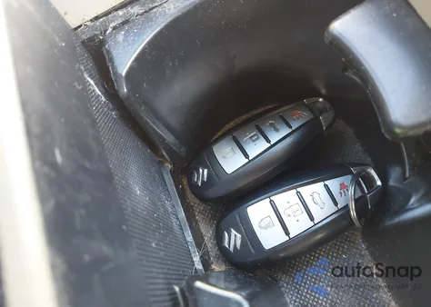 2012 Suzuki Kizashi Sport Sls z USA, uszkodzony, nr VIN JS2RF9A84C6100933